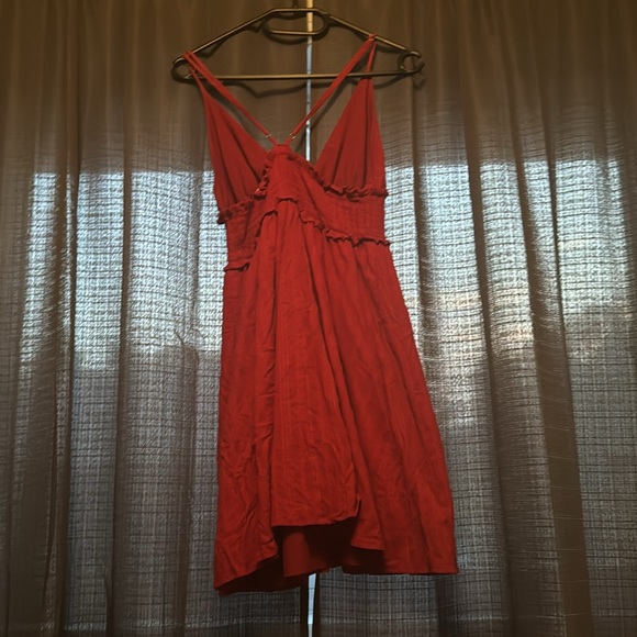 Red Dress - Picture 2 of 2